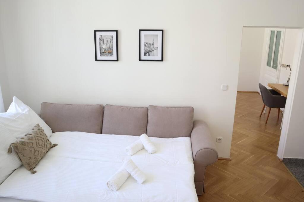 Bloom - Cozy Apartment, 5 Stops To City Center Vídeň Exteriér fotografie